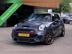 MINI 3-Deurs - 2.0 John Cooper Works Chili|Rijklaar|Eventuri|ACC|PANO|HUD|HK|Keyless|Carplay|JWC|Alcantar