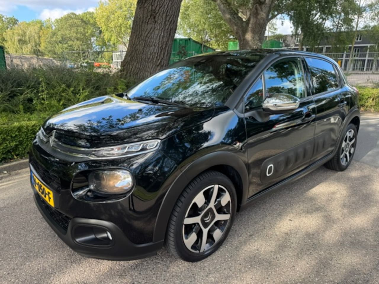 Citroën C3 - 1.2 PureTech S&S Shine 1e Eigen. !! - AutoWereld.nl