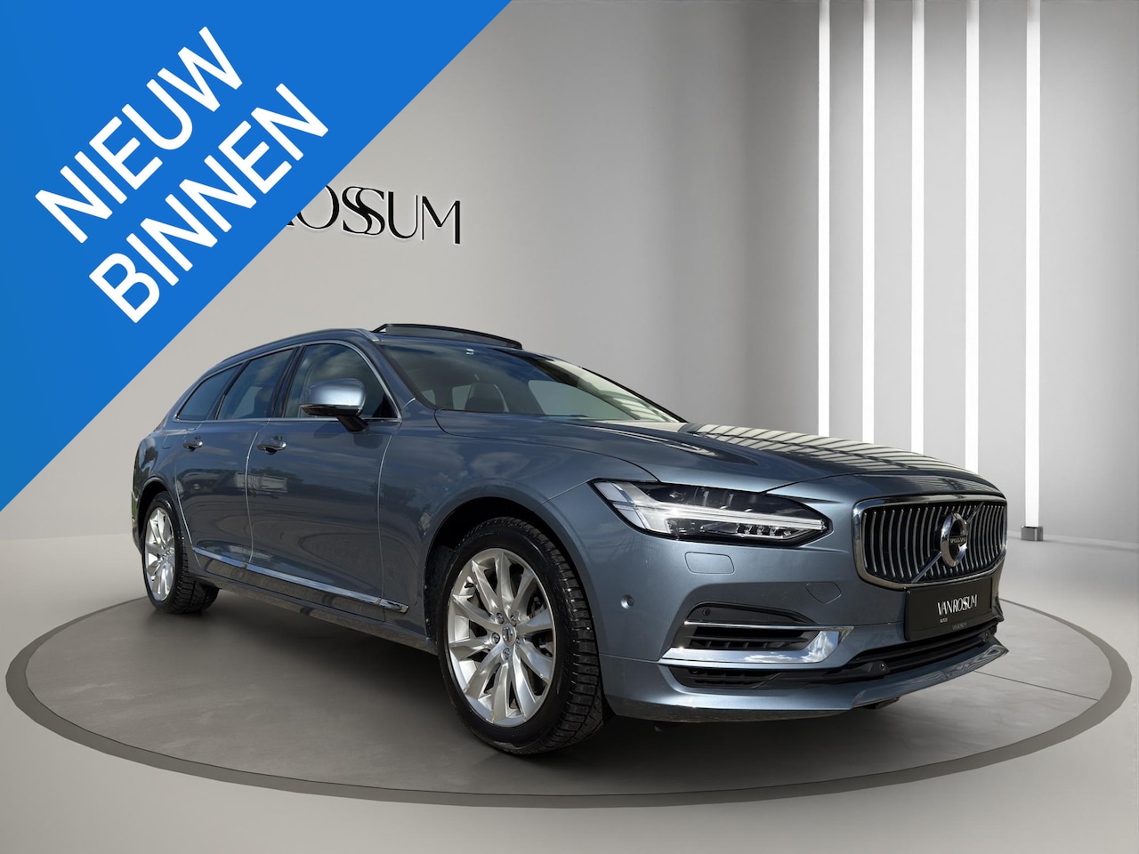 Volvo V90 - 2.0 T8 AWD Inscription | Pano | Leder | Android | Headup | 360 Camera | - AutoWereld.nl