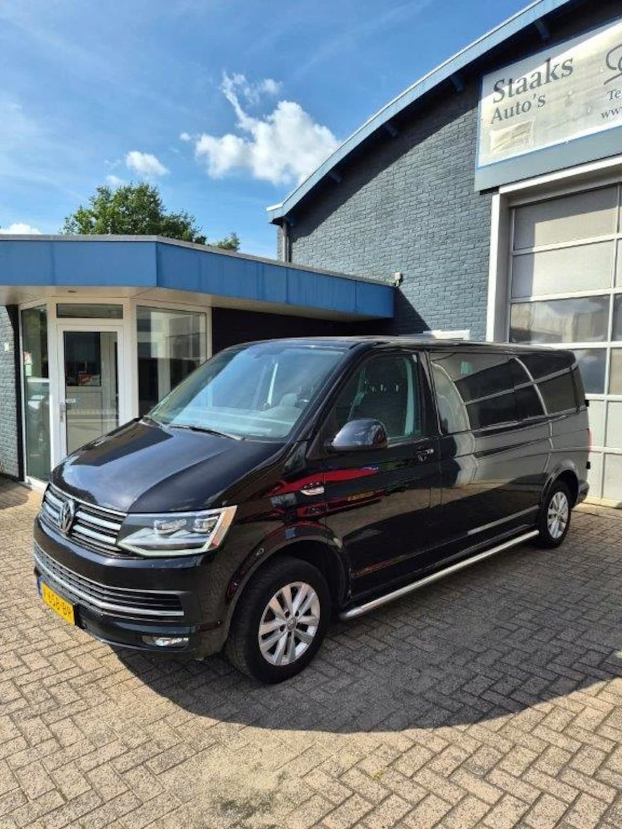 Volkswagen Transporter - 2.0 TDI L2H1 DC 2.0 TDI L2H1 DC Hi. - AutoWereld.nl