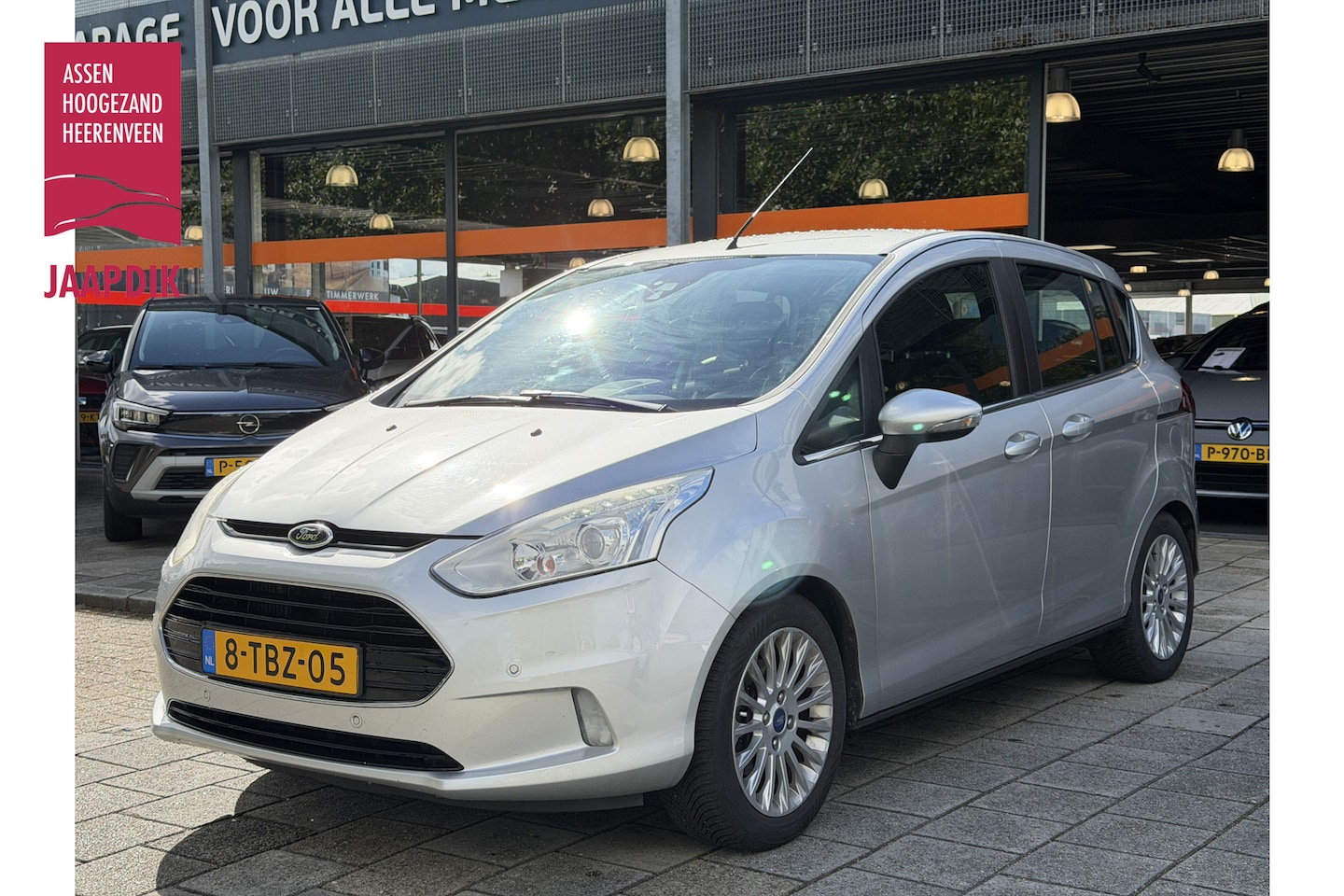 Ford B-Max - BWJ 2014 | 1.0 126PK Titanium | NWE DISTRIBUTIE | TREKHAAK | CAMERA | NAVI | CLIMA | PDC V - AutoWereld.nl
