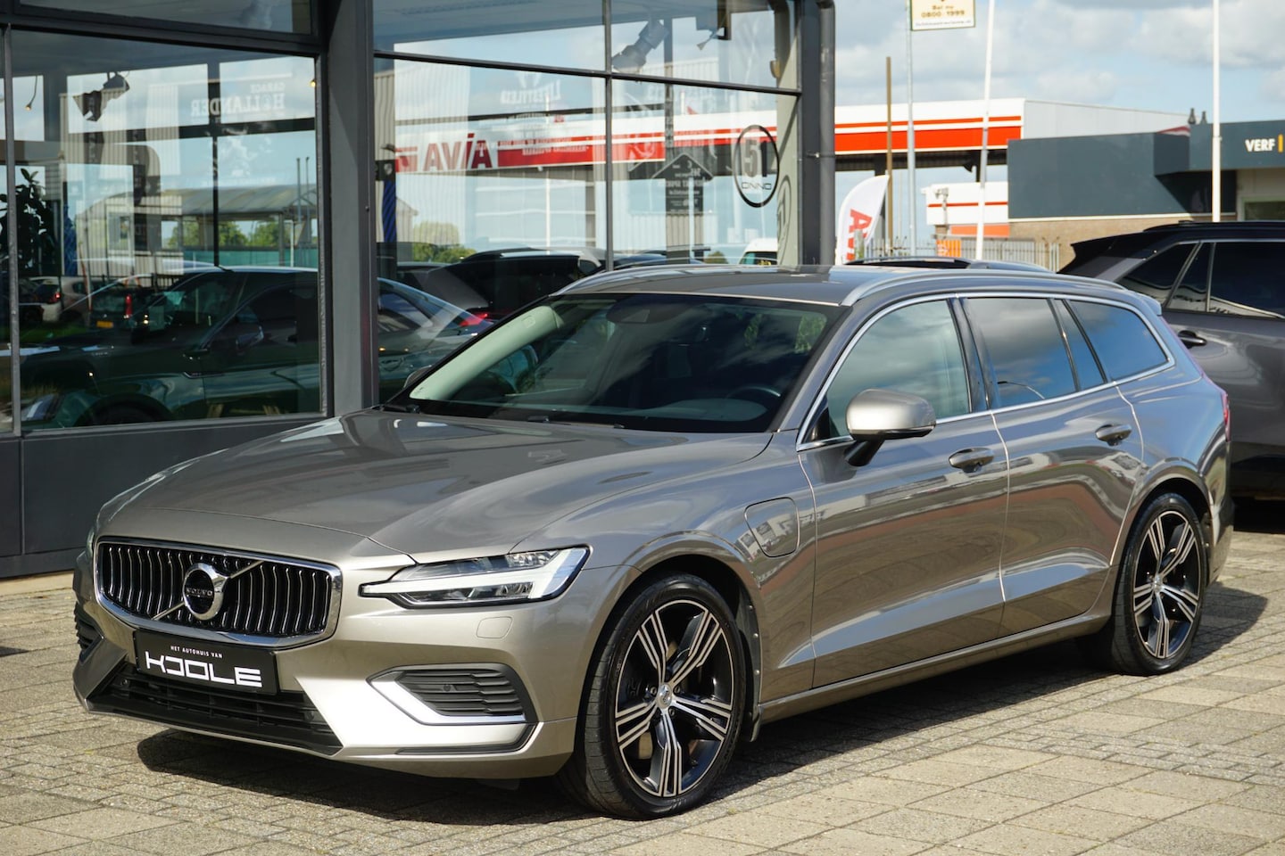Volvo V60 - 2.0 T6 Recharge AWD Inscription | Trekhaak | H&K - AutoWereld.nl