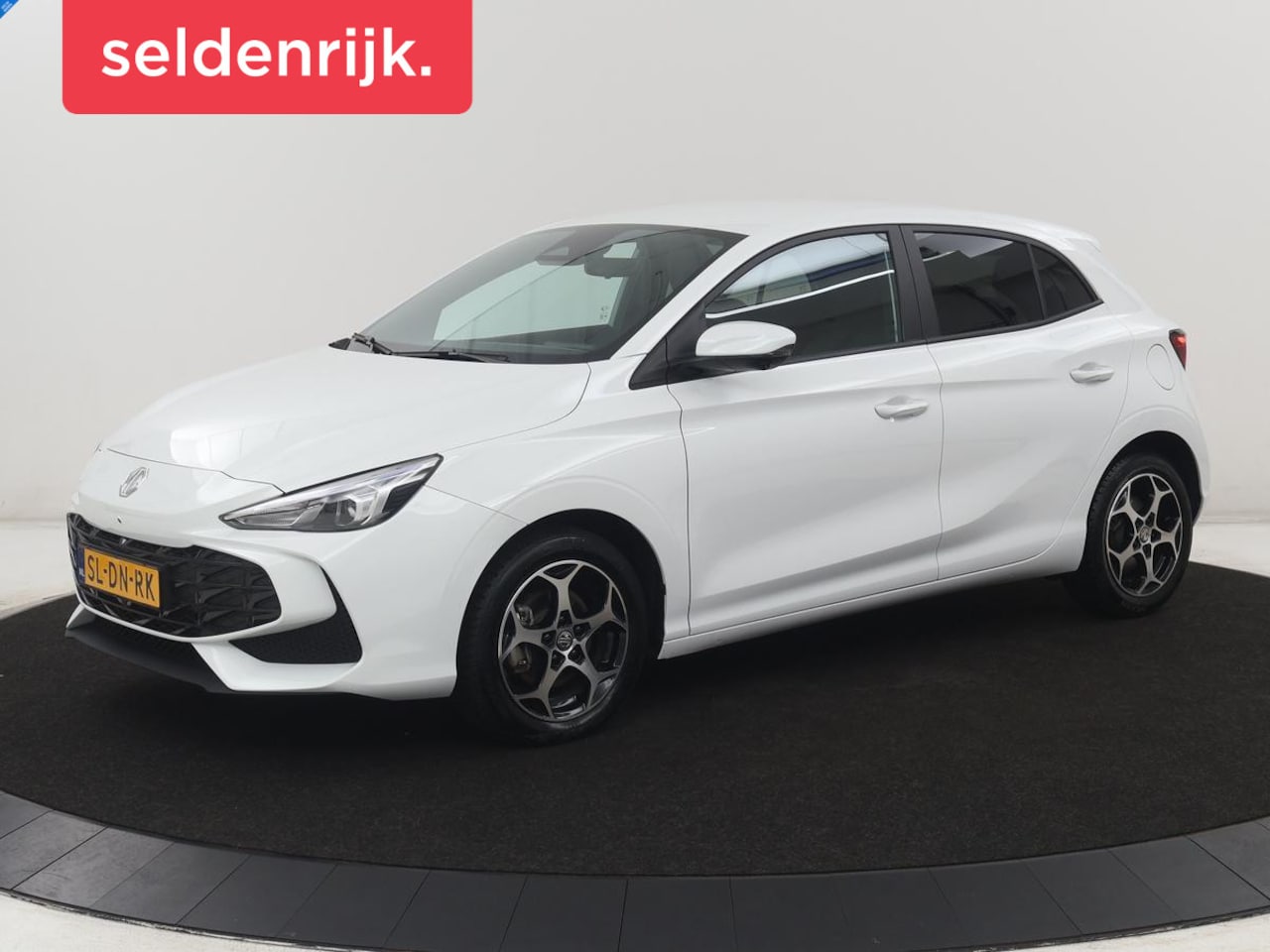 MG MG3 Hybrid+ - 1.5 Comfort | Half Leder | Stuur/stoel verwarming | 360 camera | Carplay | Full LED | Adap - AutoWereld.nl