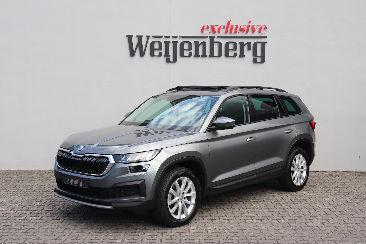 Skoda Kodiaq - 1.5 TSI Pano Trekhaak ACC - AutoWereld.nl