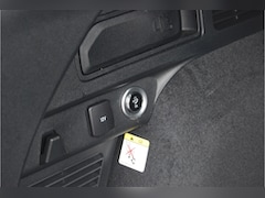 Ford Kuga - 1.5 EcoBoost ST-Line X 150PK | PANO.DAK | ELKTR.TREKHAAK 1800KG | WINTERPACK | LED MATRIX