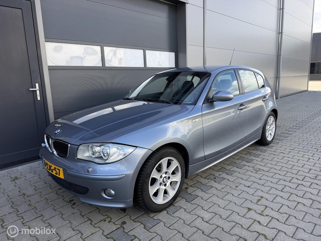 BMW 1-serie - 120i High Executive Automaat Xenon Leder 2e Eig - AutoWereld.nl
