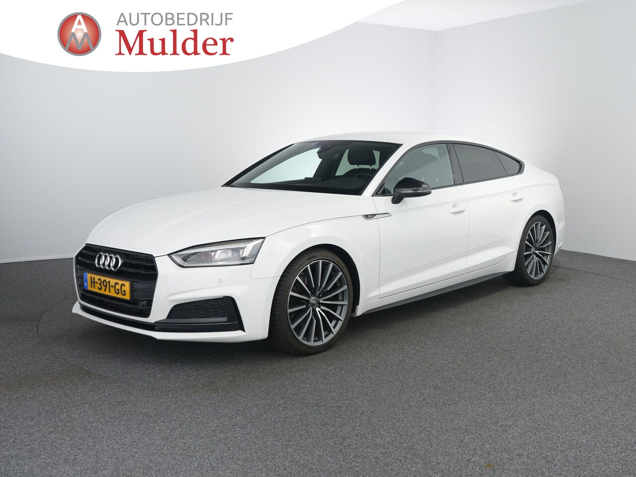 Audi A5 Sportback - 35 TFSI Sport S-line black edition | Sportstuurwiel | Navi | Cruise | - AutoWereld.nl