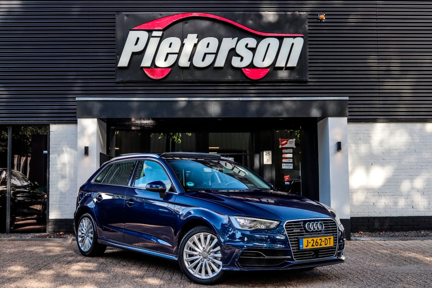 Audi A3 Sportback - 1.4 e-tron PHEV PANO ACC KEYLESS CLIMA - AutoWereld.nl