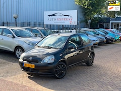 Toyota Yaris - 1.0-16V VVT-i YORIN/Stuurbekrachtiging/Nap/Nieuw Apk
