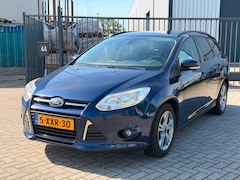 Ford Focus Wagon - 1.0 EcoBoost Titanium Clima Stoelvrw Navi