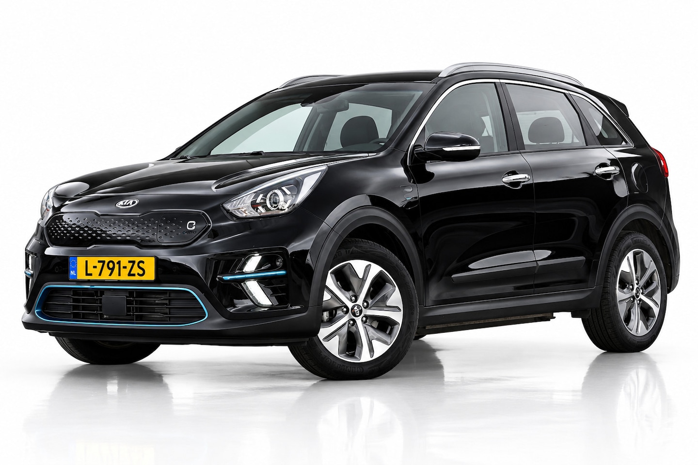 Kia e-Niro - DynamicLine 64 kWh | SOH 100% | DEALER ONDERHOUDEN | NAP | APPLE CARPLAY | CAMERA | ANDROI - AutoWereld.nl
