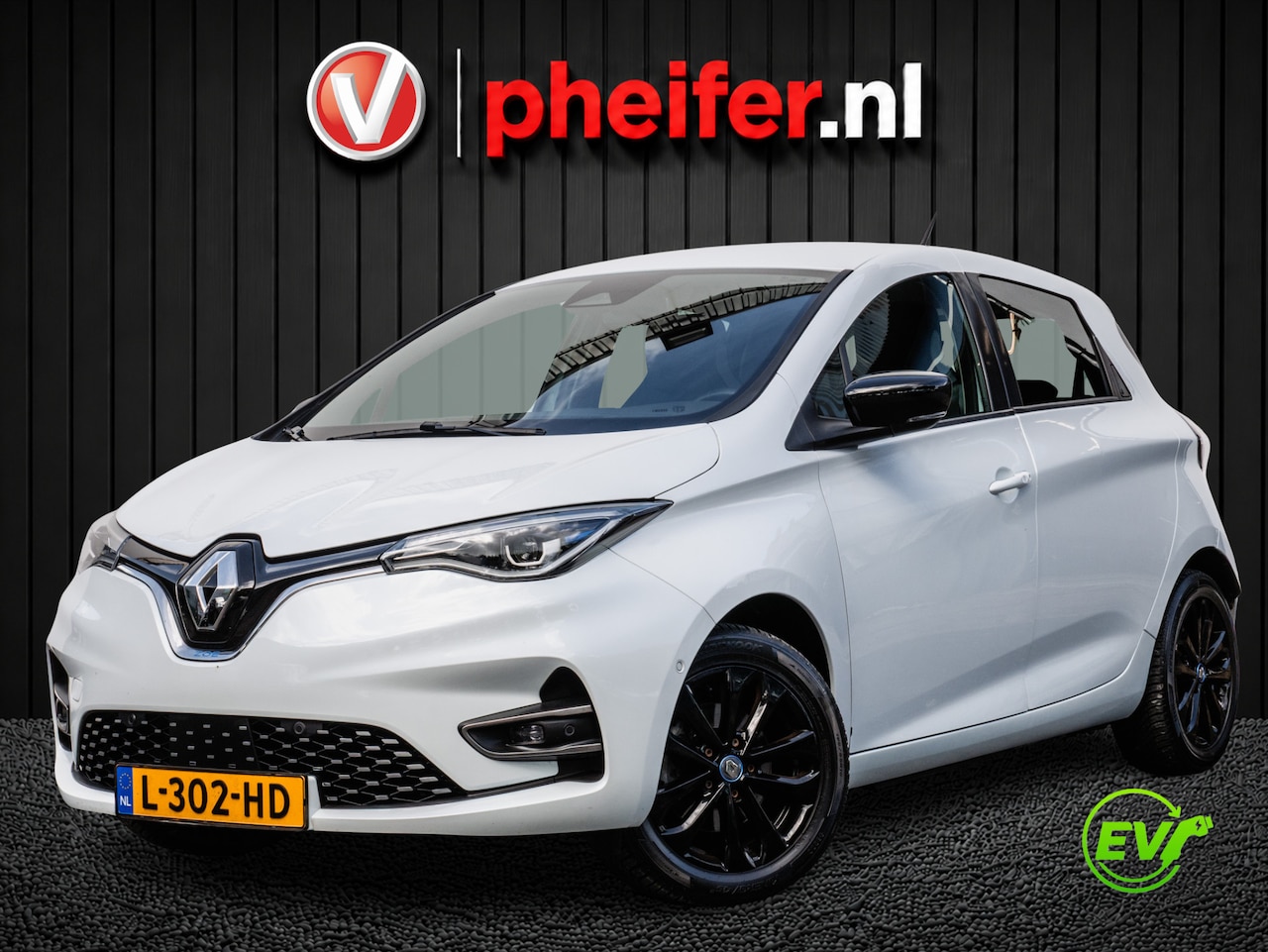 Renault Zoe - R135 Intens 52 kWh SOH 98% Koopaccu!/ Bose/ half lederen int./ Camera/ DAB+/ Carplay/ Snel - AutoWereld.nl