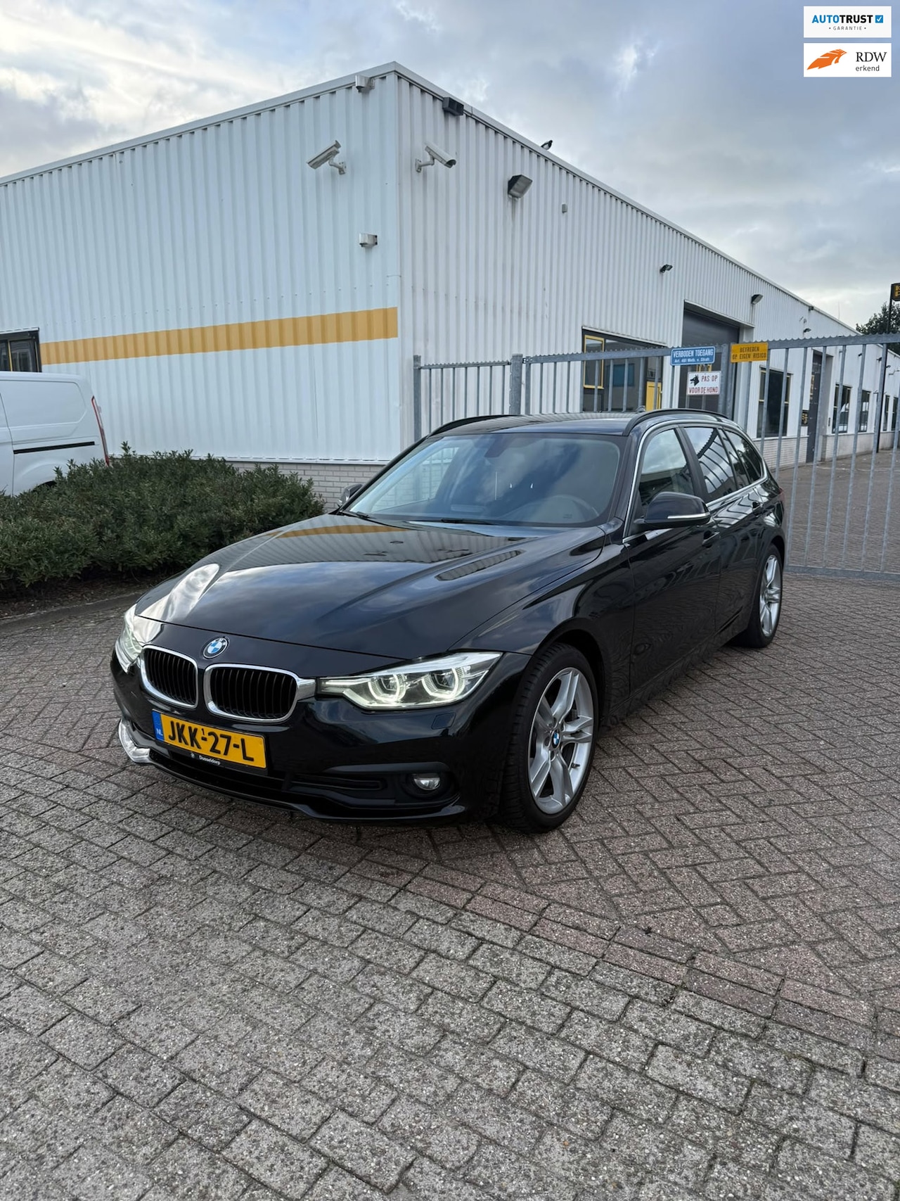BMW 3-serie Touring - 320d Executive 320d Executive - AutoWereld.nl