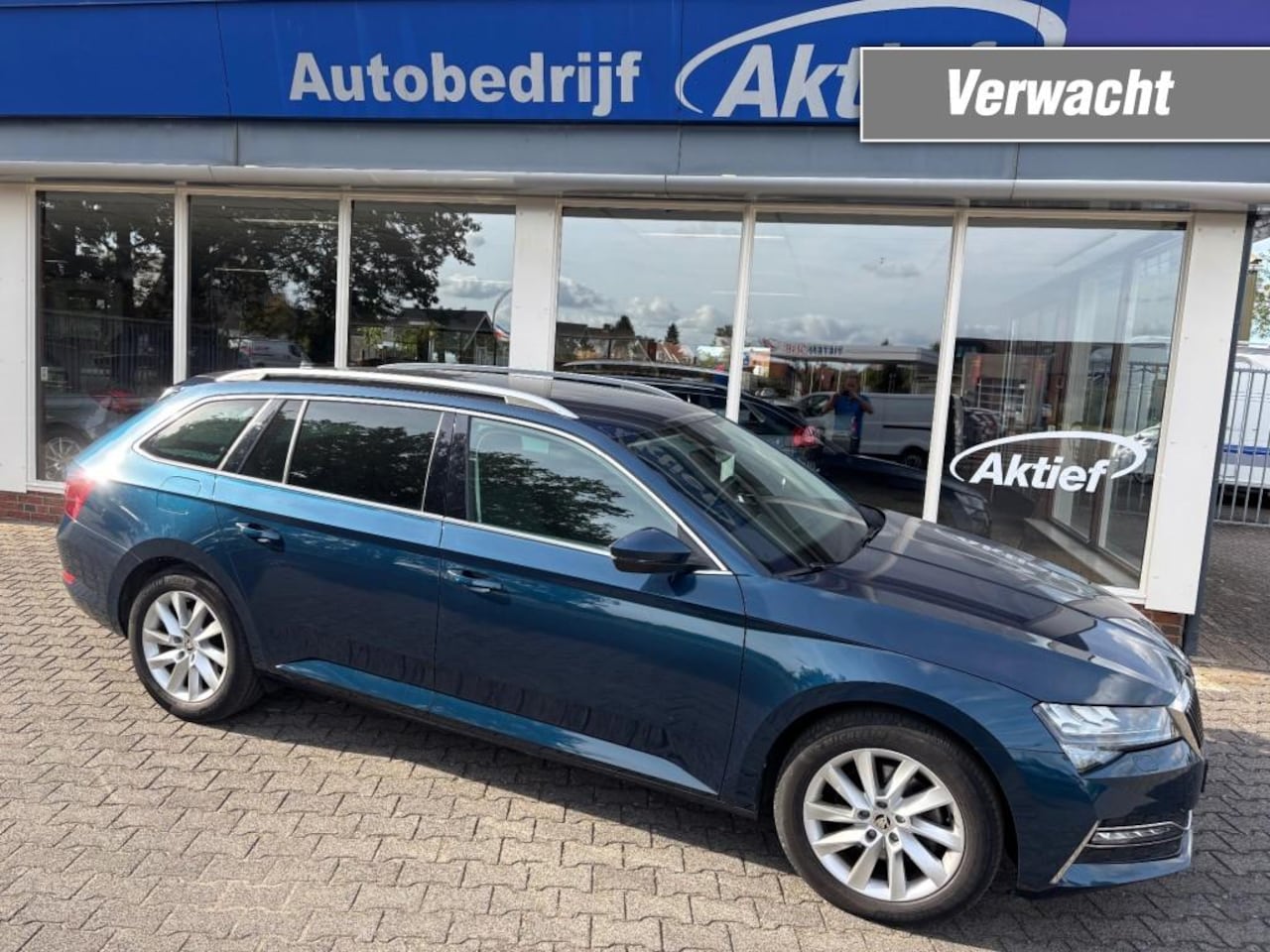 Skoda Superb - 1.4 TSI PHEV Business Edition Plus - AutoWereld.nl