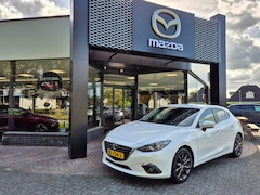 Mazda 3 - 3 SKYACTIV-G 2.0 120 GT-M LINE / Trekhaak / A-Camera