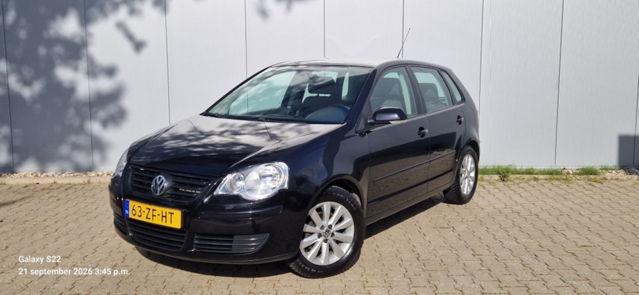 Volkswagen Polo - 1.4 - 16V  75 PK 5 Drs  Airco  Zuinig - AutoWereld.nl