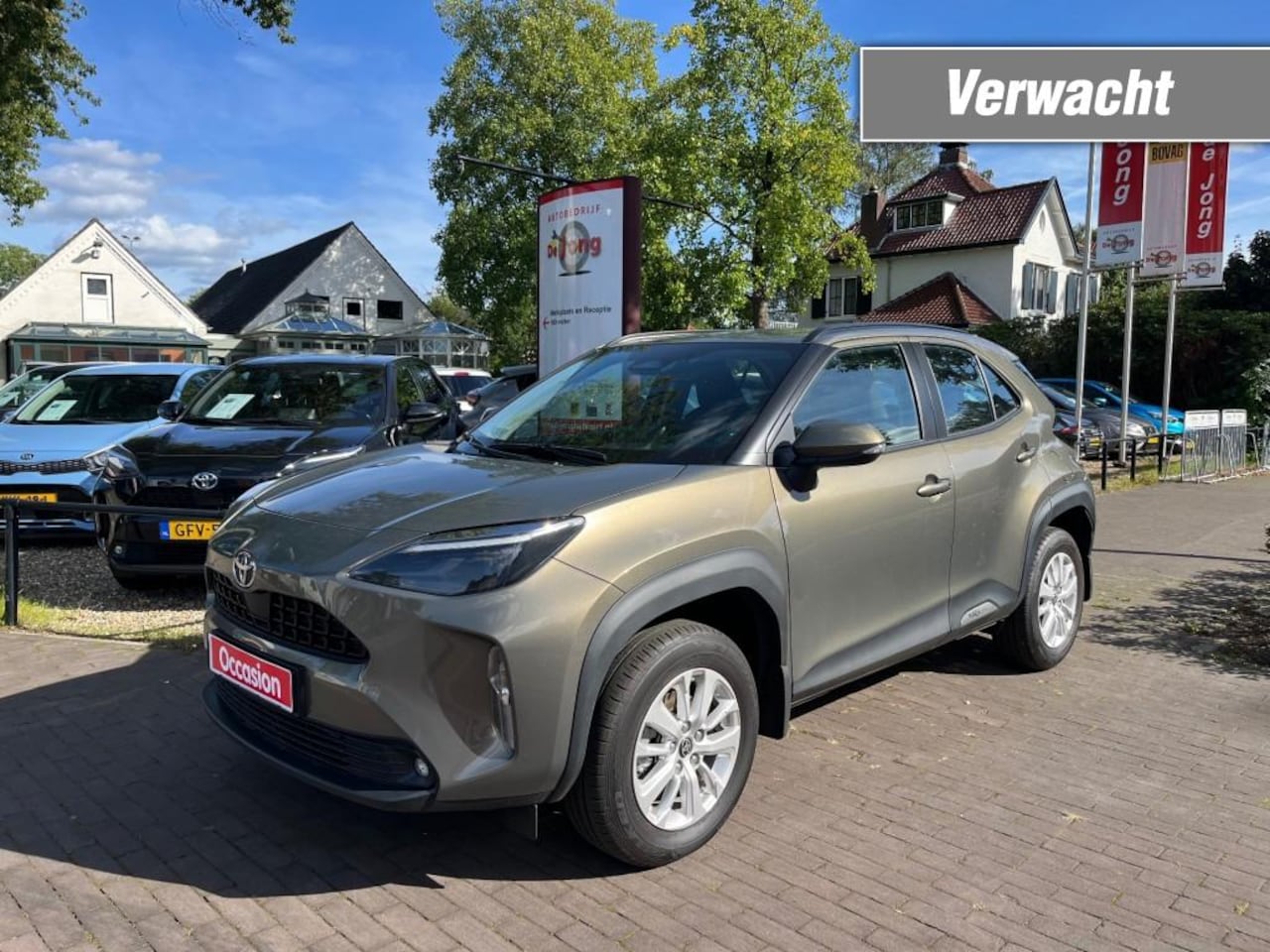 Toyota Yaris Cross - 1.5 HYBRID DYNAMIC AUTOMAAT / CAMERA / CARPLAY / DAB / LED / STOEL+STUUR VERWARMING / 16'' - AutoWereld.nl