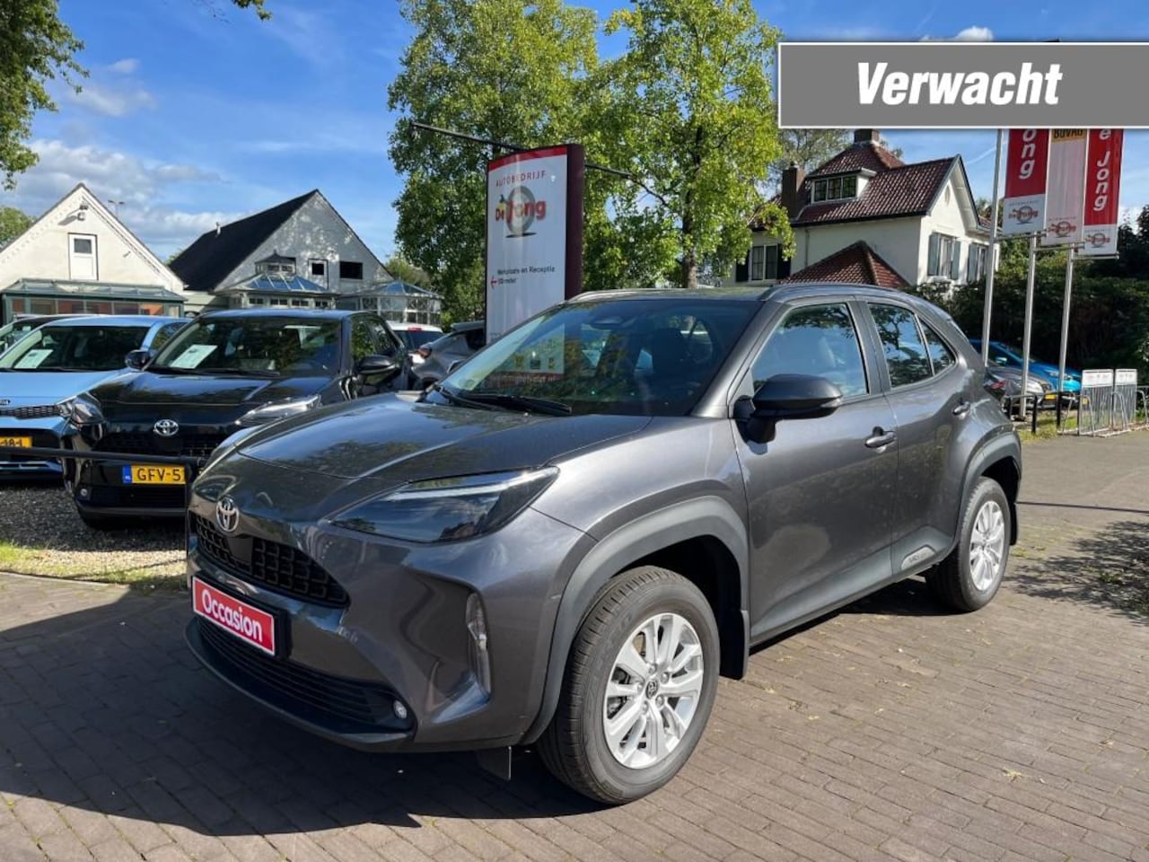 Toyota Yaris Cross - 1.5 HYBRRID DYNAMIC AUTOMAAT / CAMERA / CARPLAY / DAB / LED / STOEL+STUUR VERWARMING / 16' - AutoWereld.nl