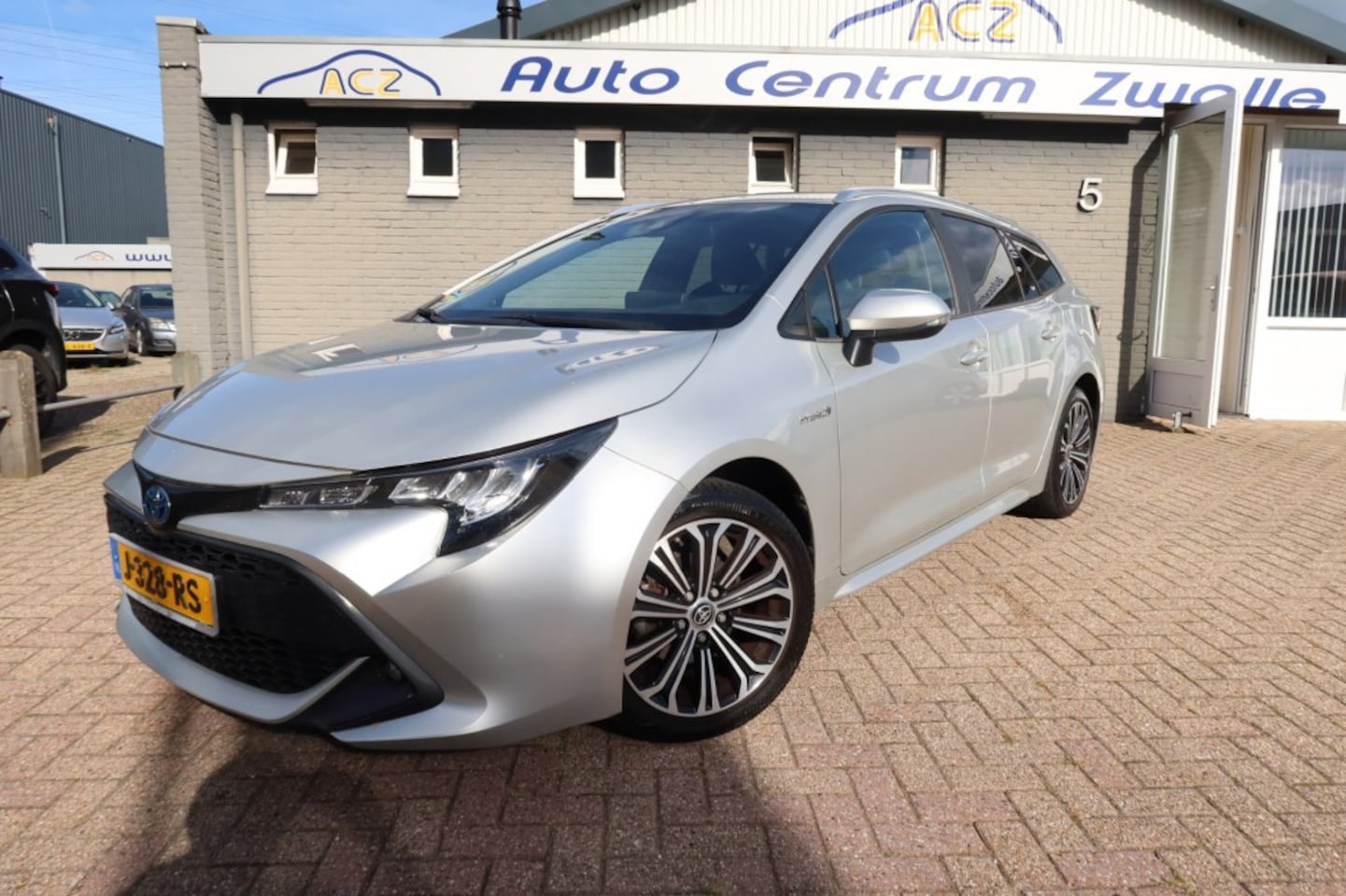 Toyota Corolla - 1.8 Hybrid Dynamic 1.8 HYBRID DYNAMIC - AutoWereld.nl