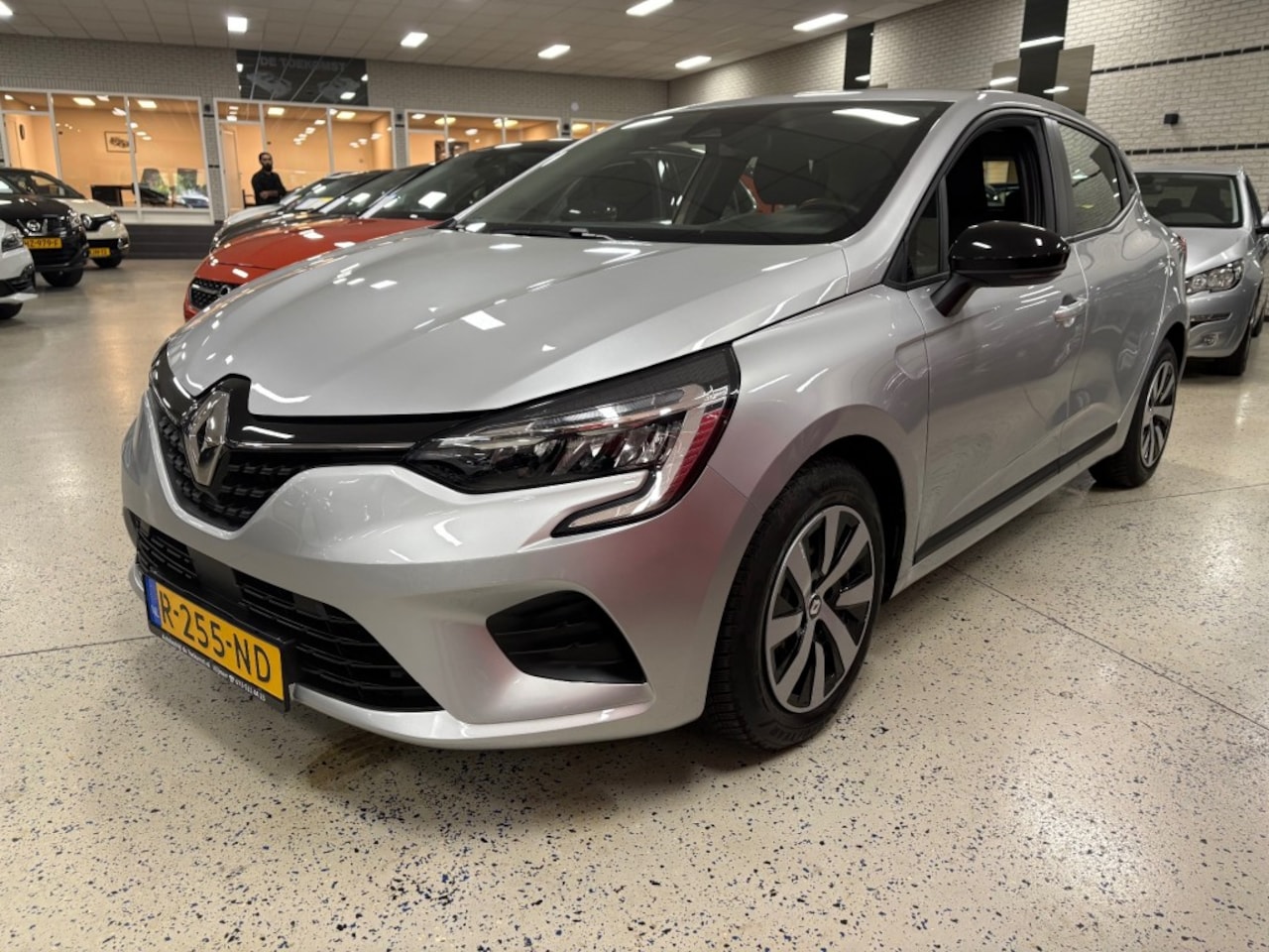 Renault Clio - 1.6 ET H 145 EQUIL. Multimedia Airco Cruise NL auto NAP - AutoWereld.nl