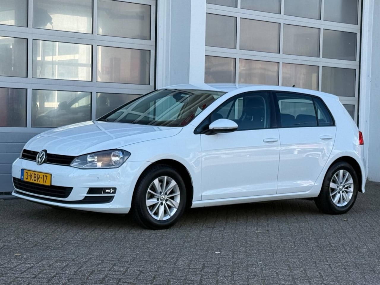 Volkswagen Golf - 1.4 TSI 122PK Comfortline Aut. Navi Cruise Clima Trekhaak - AutoWereld.nl