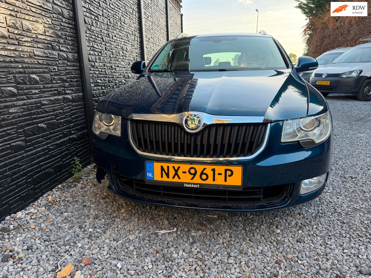 Skoda Superb Combi - 1.6 TDI Greenline Ambition Business Line 1.6 TDI Greenline Ambition Business Line - AutoWereld.nl
