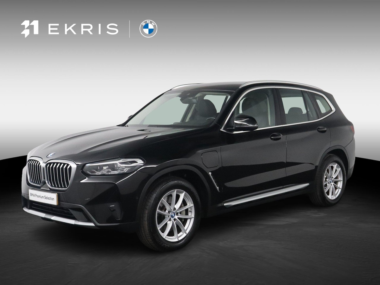 BMW X3 - xDrive30e | Stoelverwarming | Achteruitrijcamera | Sportstoelen - AutoWereld.nl