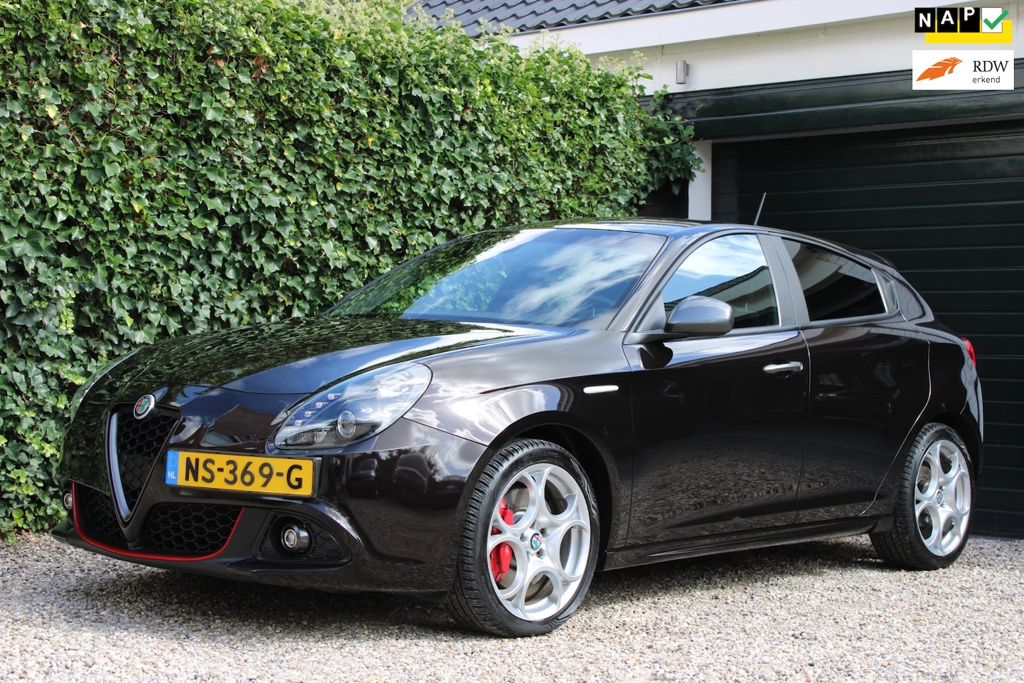 Alfa Romeo Giulietta - 1.4 Turbo MultiAir Super | 170 PK | Automaat | Navi | PDC | Cruise - AutoWereld.nl