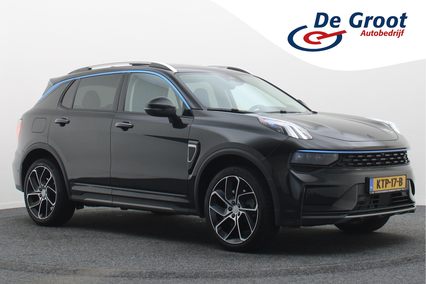 Lynk & Co 01 - 1.5 Plug-in Hybrid 360° Camera, Panoramadak, Apple Carplay, ACC, Keyless, LED, 20'' - AutoWereld.nl