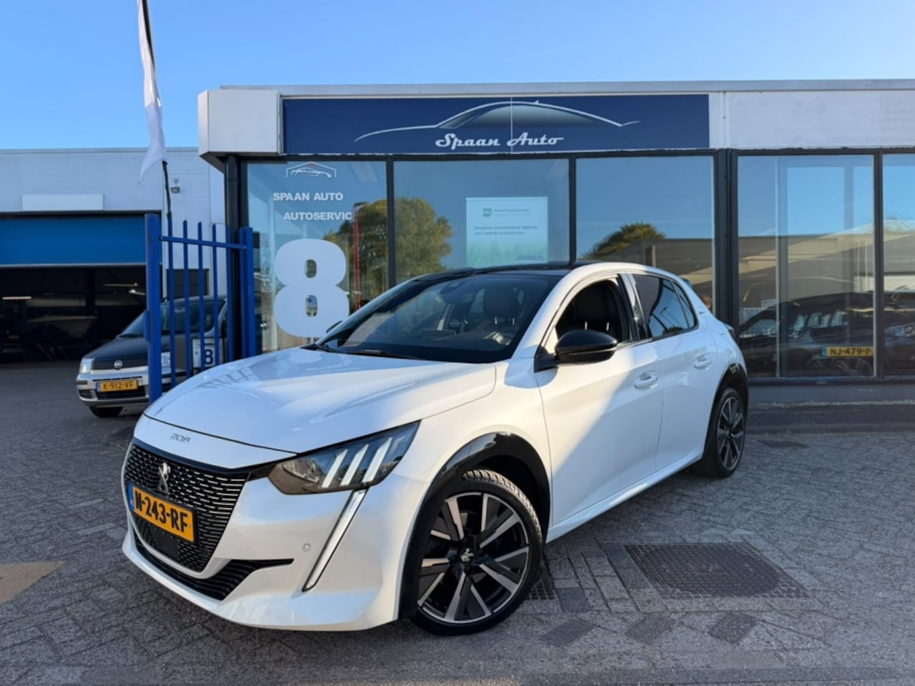 Peugeot 208 - 1.2 PureTech GT-Line 1.2 PureTech GT-Line - AutoWereld.nl
