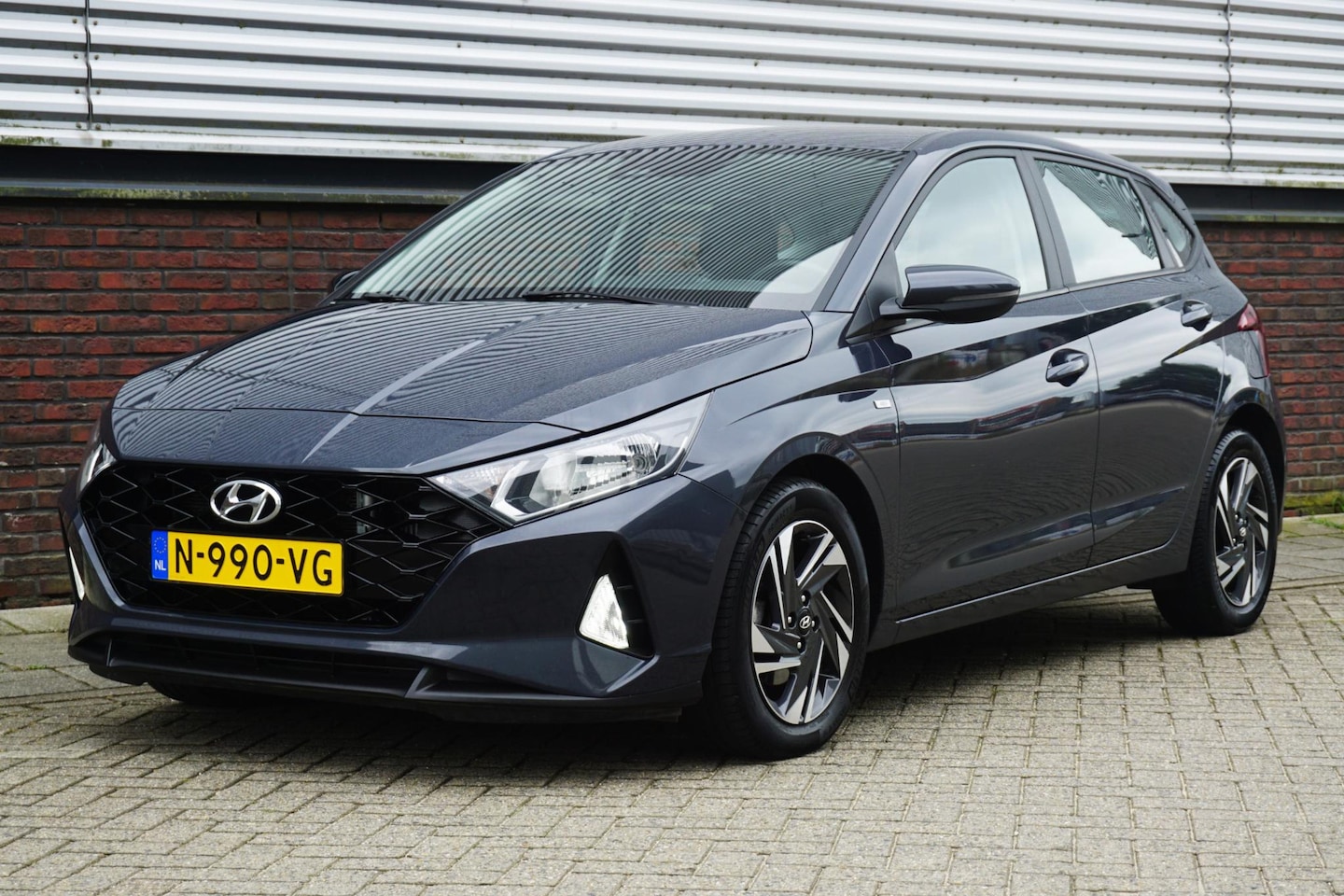 Hyundai i20 - 1.0 T-GDI 100PK Hybrid/Camera/CarPlay/LMV/ Nieuw model. - AutoWereld.nl