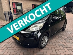 Peugeot 107 - 1.0 Access Accent - airco , nieuwe banden