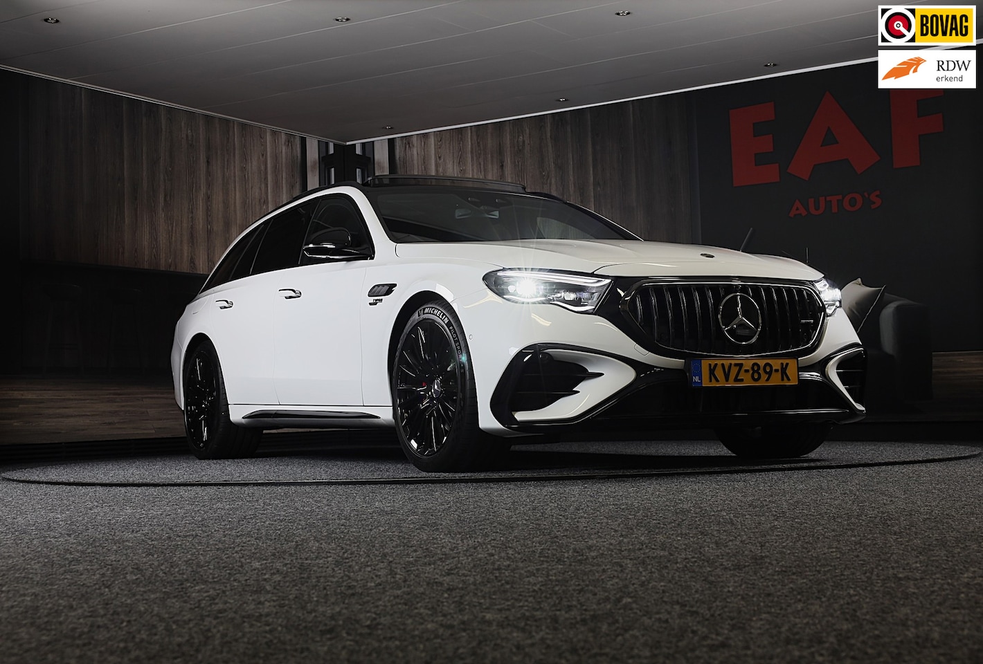 Mercedes-Benz E-klasse Estate - AMG 53 4MATIC+ / Hyperscreen / Head Up / Performance Sitze / Burmester4D / 360 Camera / 4W - AutoWereld.nl