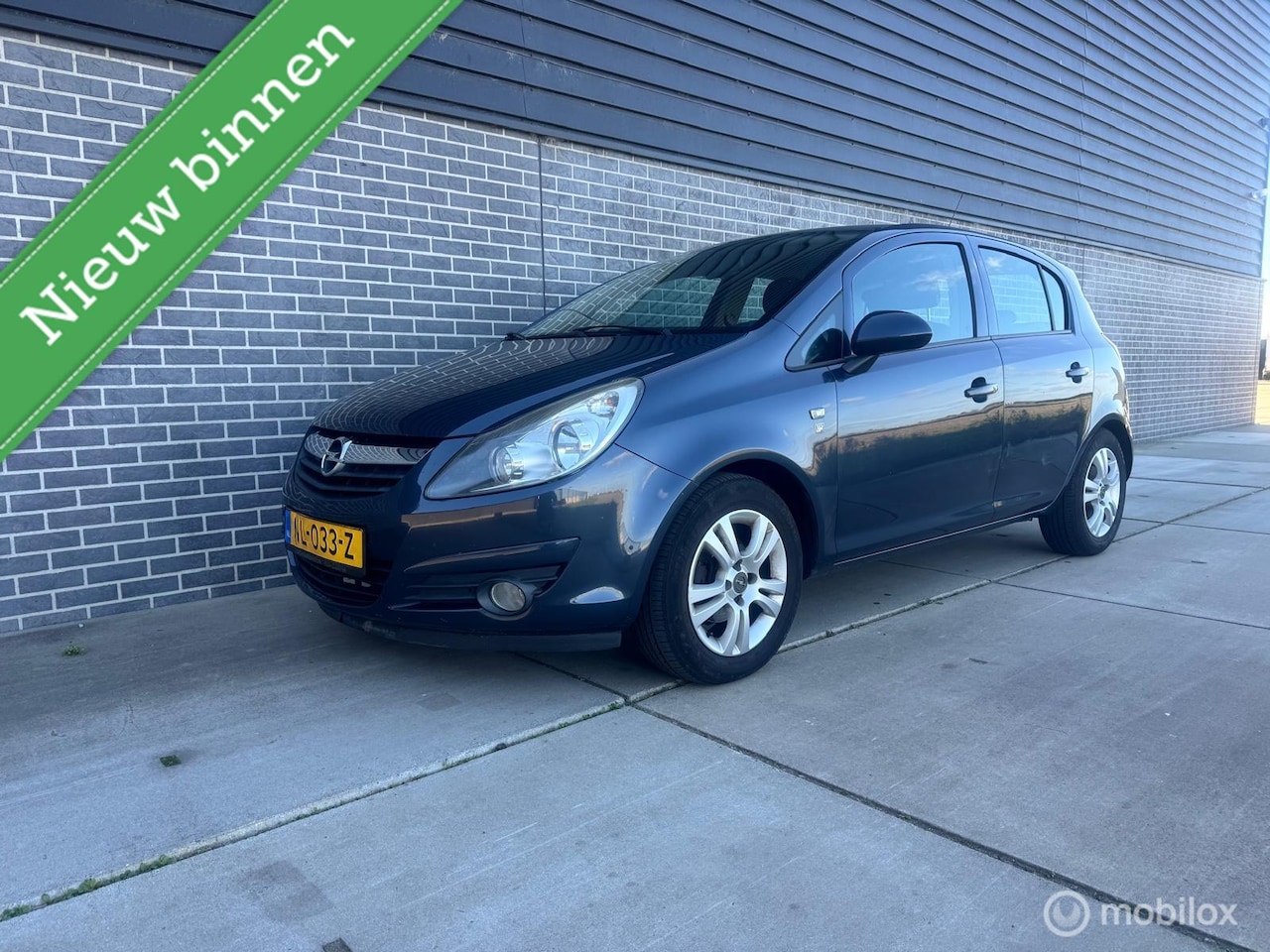 Opel Corsa - 1.2-16V Nieuwe APK Airco 5 Deurs Onderhoudsboekjes - AutoWereld.nl
