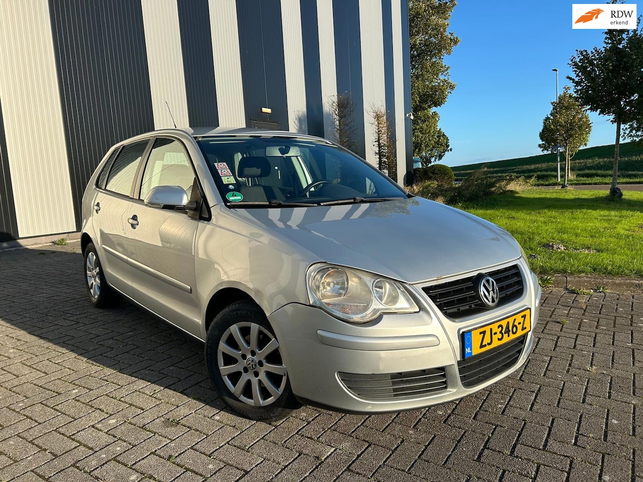 Volkswagen Polo - 1.2-12V Trendline Nw APK-Airco-Pdc-Elekpakket - AutoWereld.nl
