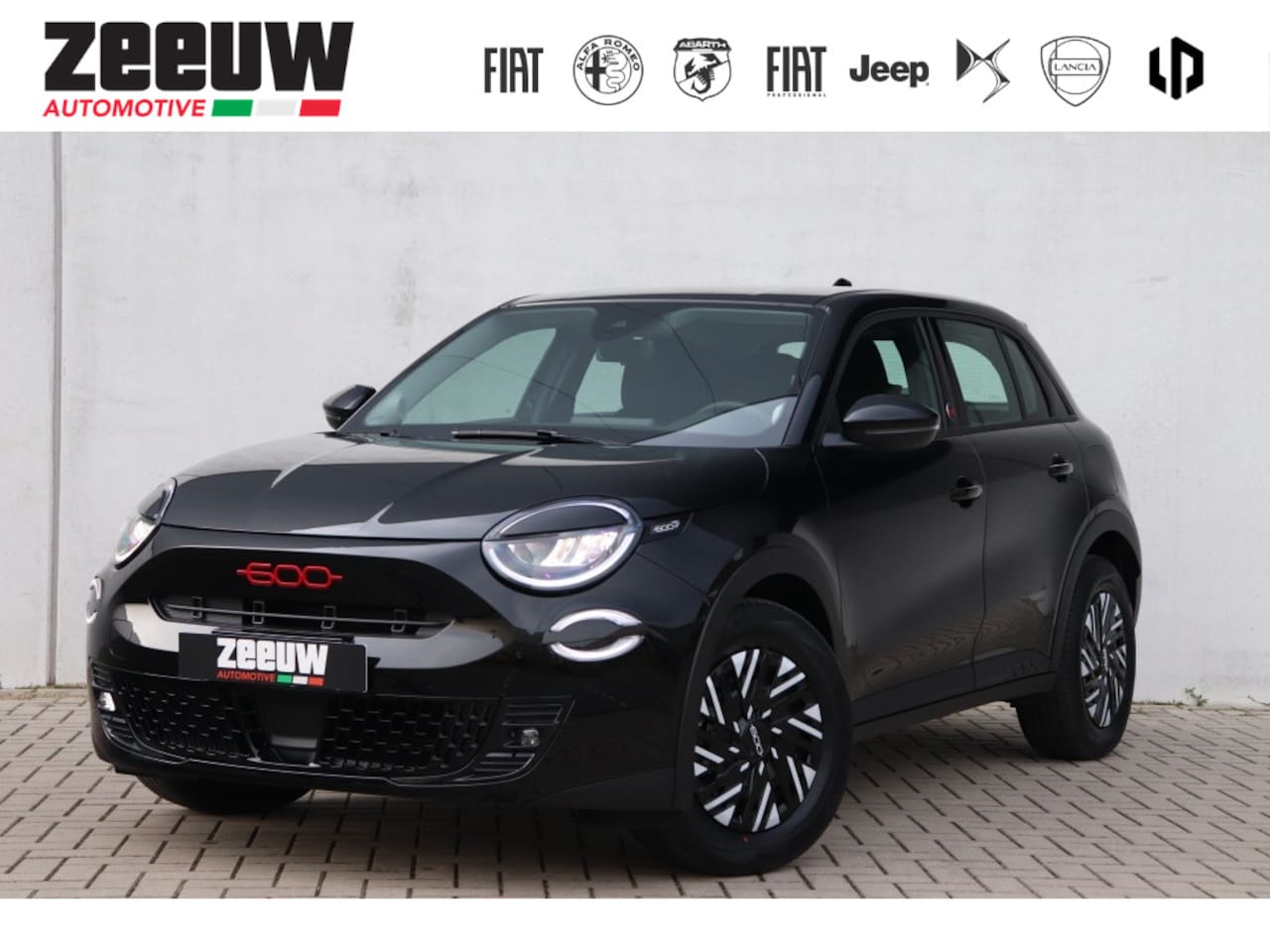 Fiat 600 - RED 54 kWh | Carplay | Clima | Cruise | PDC | BTW - AutoWereld.nl