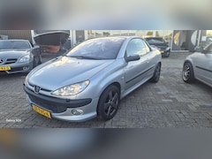 Peugeot 206 CC - 2.0-16V