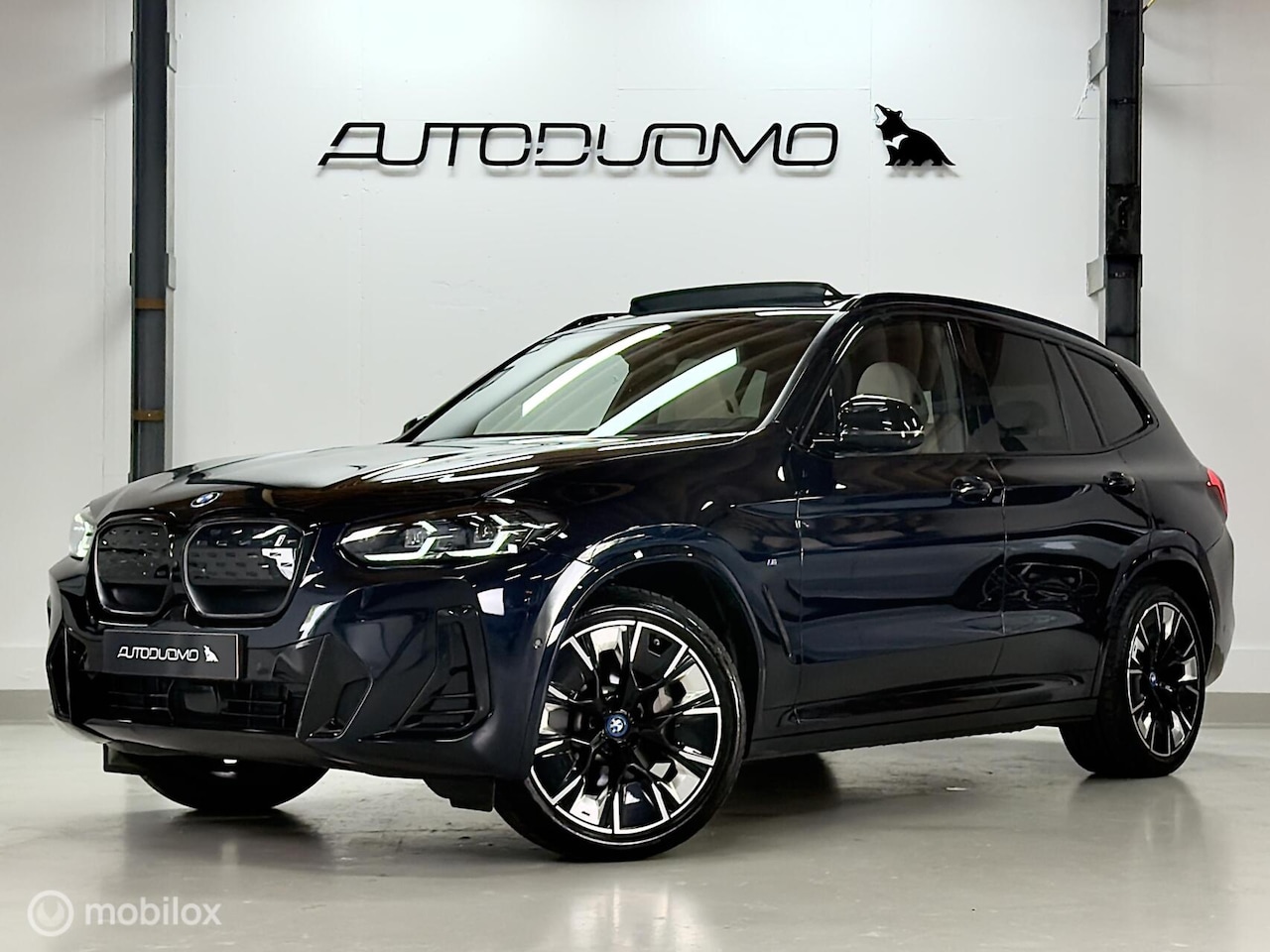 BMW iX3 - High Executive 80 kWh M Sport | Pano | M Seats | H/K | HuD | ACC | 360 | Memory | Dodehoek - AutoWereld.nl