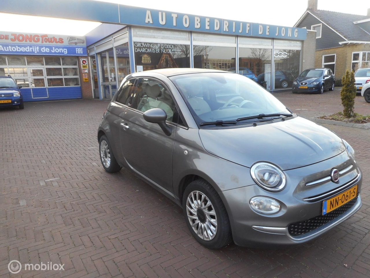 Fiat 500 C - TwinAir Turbo 80 Lounge ECC+PDC+NAVI+METALLIC+RESERVEWIEL - AutoWereld.nl