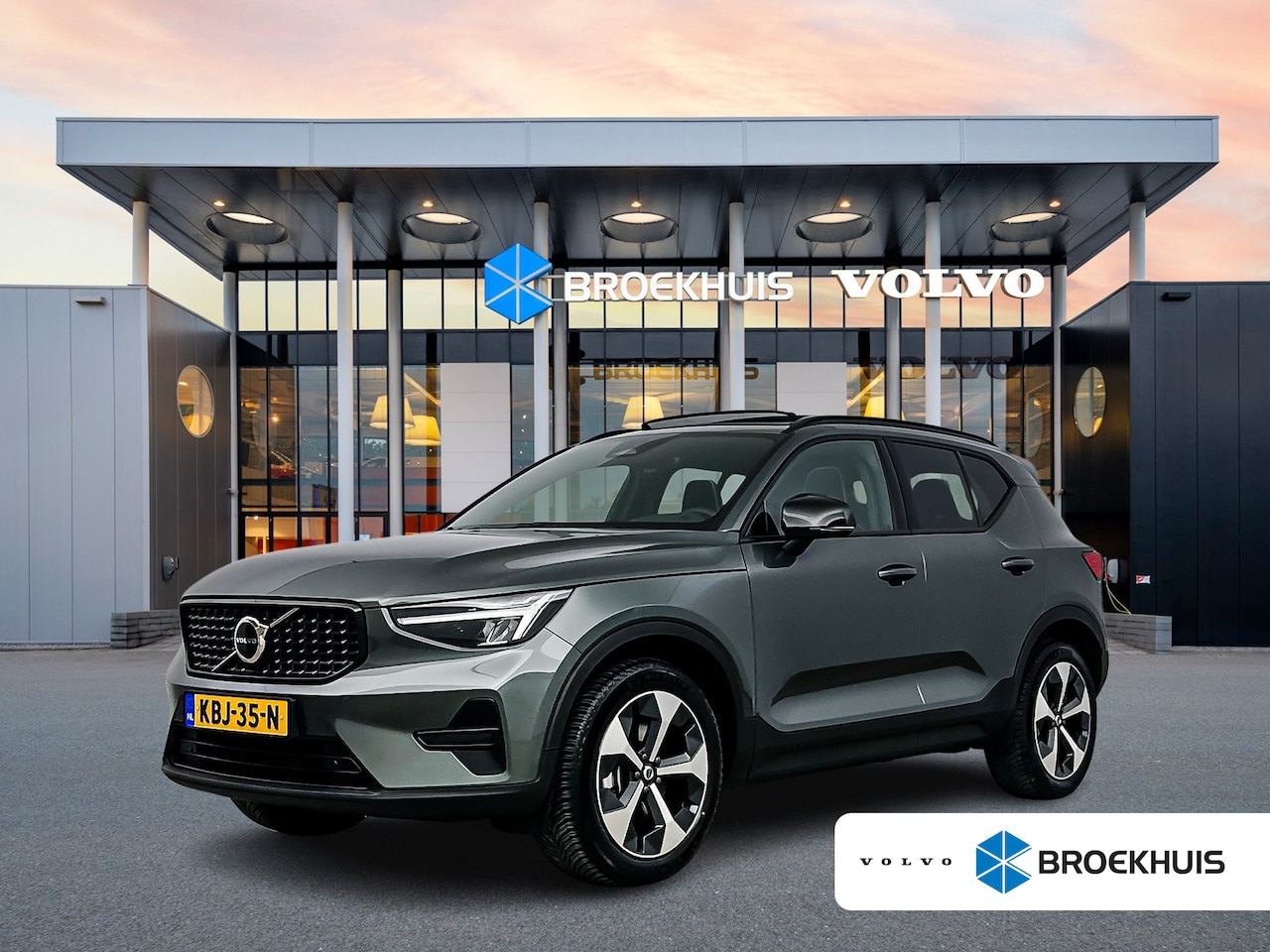 Volvo XC40 - B4 Plus Dark | 19" Allseason | Panoramadak | Leder/Nubuck | Trekhaak | Harman Kardon | Ele - AutoWereld.nl