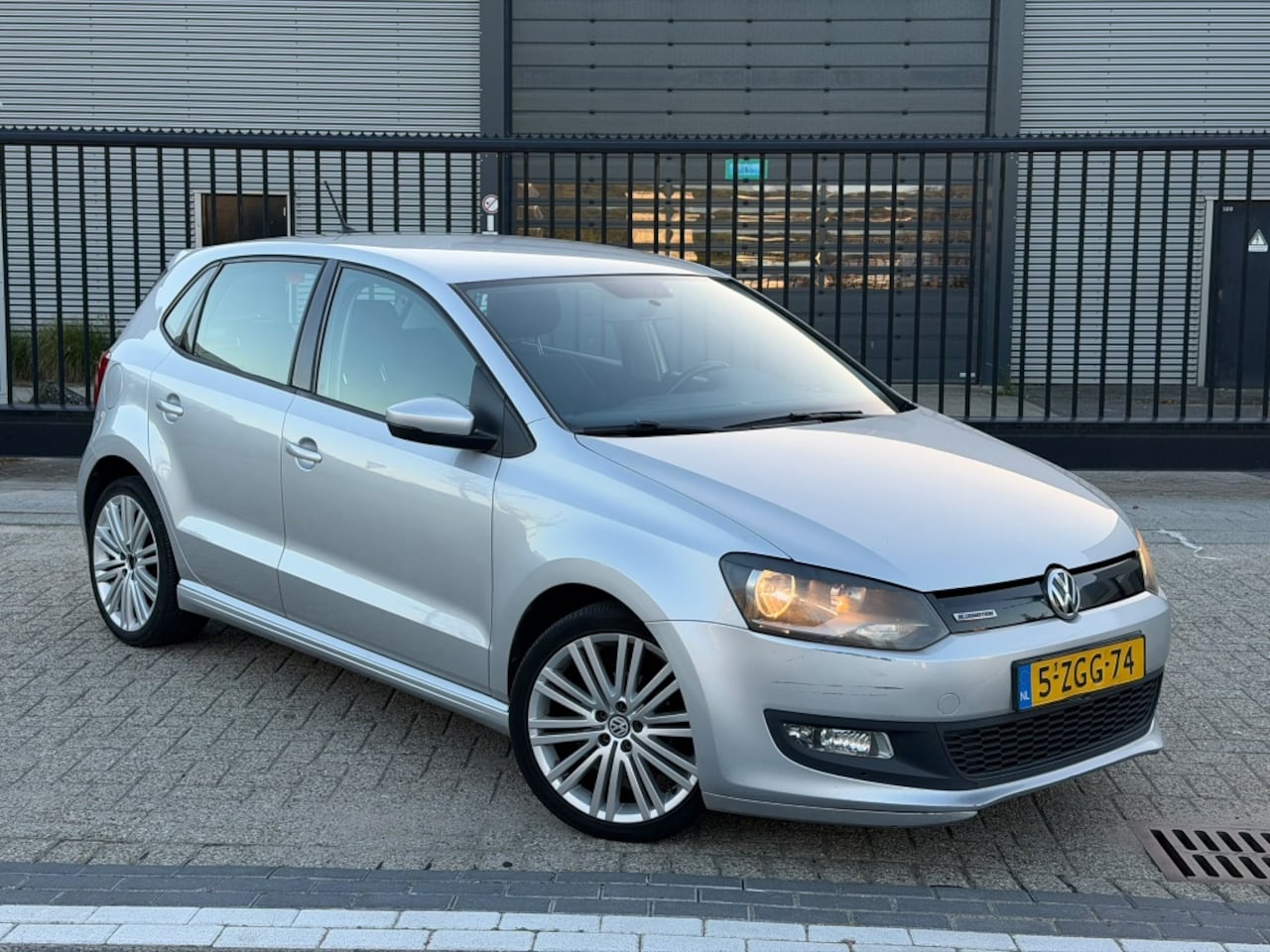 Volkswagen Polo - 1.4 TDI BM NAVI CLIMA CRUISE VELGEN - AutoWereld.nl