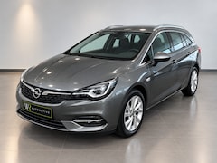 Opel Astra Sports Tourer - 1.2 Ultimate / Winterpack / Trekhaak / Leder-alcantara /