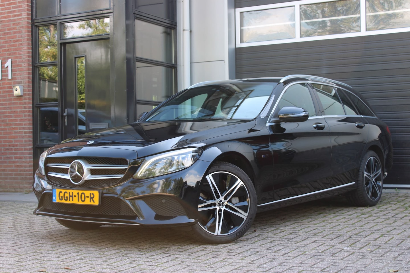 Mercedes-Benz C-klasse Estate - 300 e Advantage Pack | Plug in Hybrid | Memory stoelen | Apple carplay/ Android Auto - AutoWereld.nl