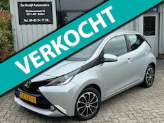 Toyota Aygo - 1.0 VVT-i x-nav|CAMERA|CARPLAY|LED|RIJKLAAR|NAP|NL-AUTO