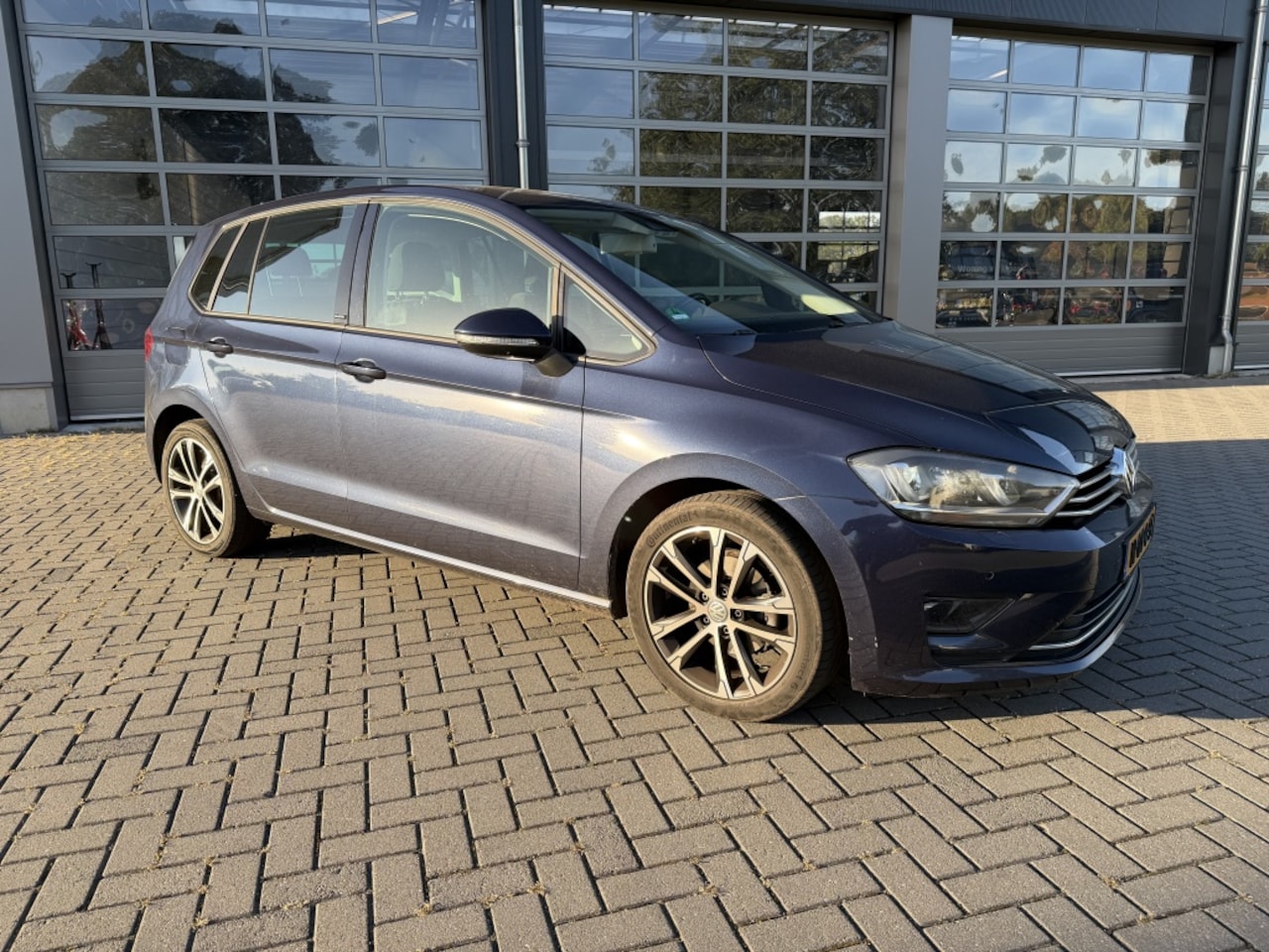 Volkswagen Golf Sportsvan - 1.2 TSI Highline 1.2 TSI Highline - AutoWereld.nl