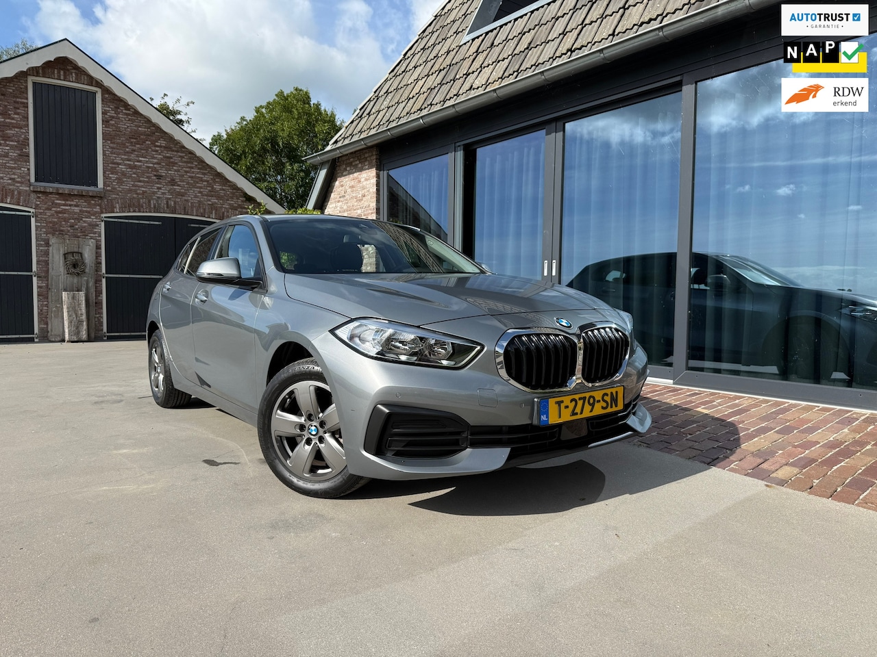 BMW 1-serie - 118i 2023 Automaat 49784km - AutoWereld.nl