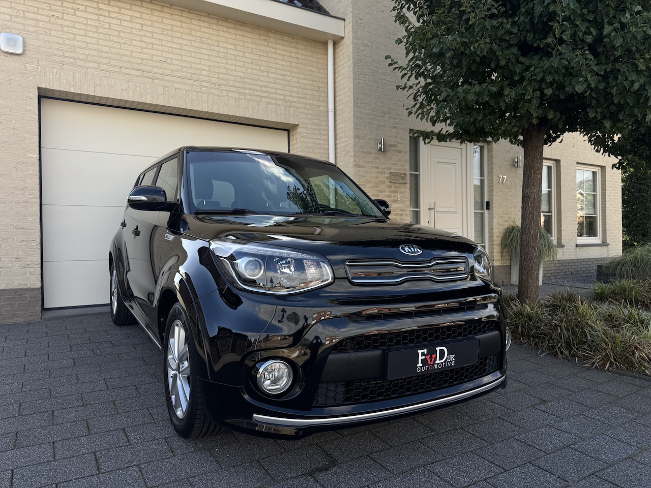 Kia Soul - 1.6 132pk DreamTeam Navi Clima Camera Stuur en StoelVerwaming JBL Led DAB 17" Pdc - AutoWereld.nl