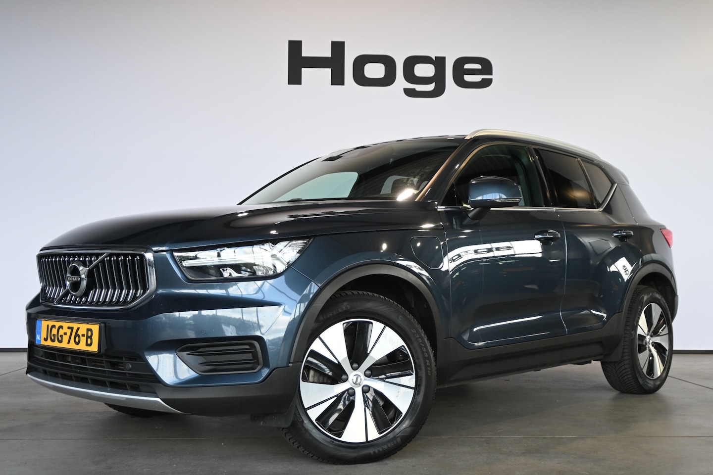 Volvo XC40 - 1.5 T5 Recharge Inscription Clima Cruise CarPlay Trekhaak PDC Lane Assist Camera 100% Onde - AutoWereld.nl