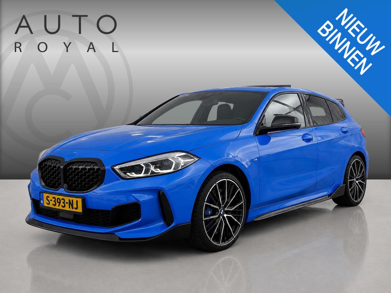 BMW 1-serie - M135i xDrive High Executive PANORAMADAK|HARMAN/KARDON|DODEHOEK DETECTIE|ACHTERUIT RIJ CAME - AutoWereld.nl