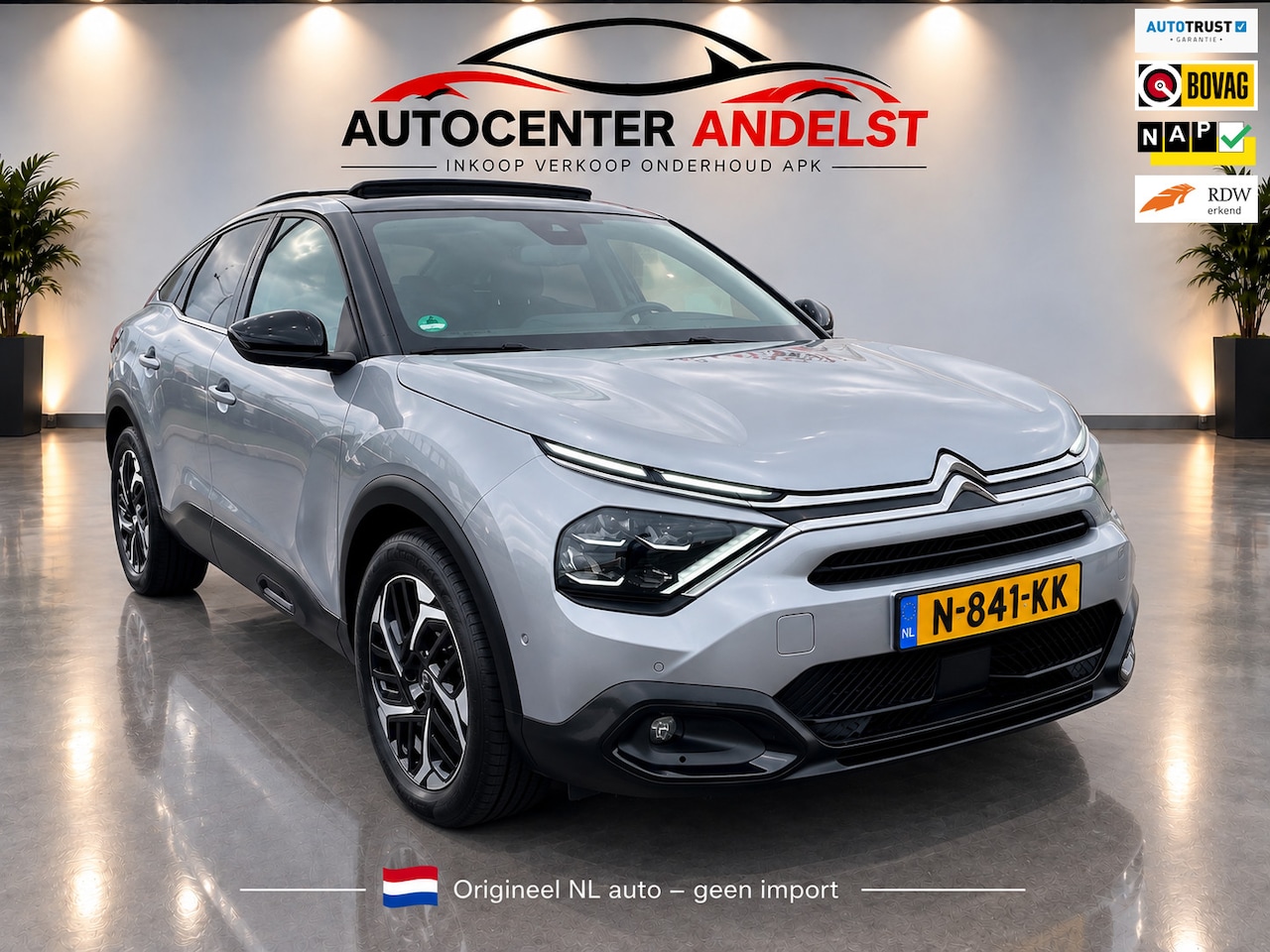 Citroën C4 - 1.2 Puretech Shine 1.2 Puretech Shine, Aut, Trekhaak, Acc, Open dak, HUD, Stoel/-stuurvrw, Navi, Keyless, 1e - AutoWereld.nl